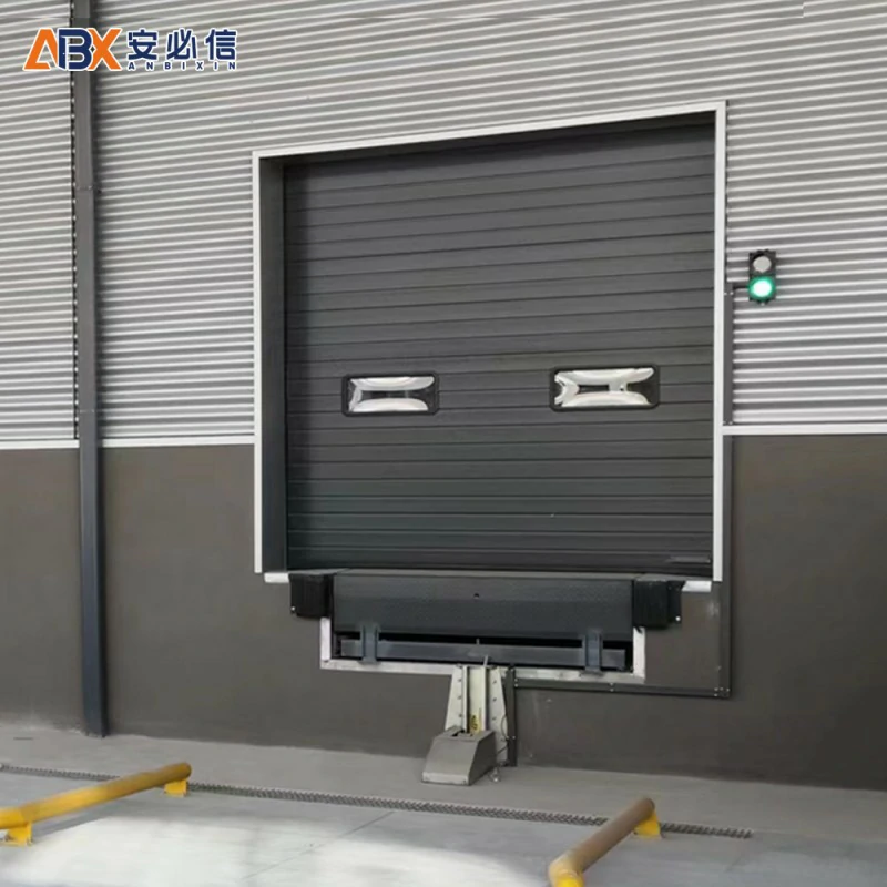 山南市分段式滑升门